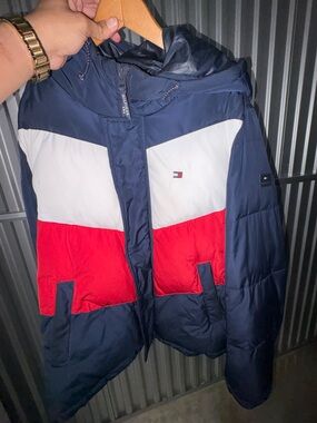 Tommy Hilfiger Navy, White & Red Colorblock Puffer Jacket
